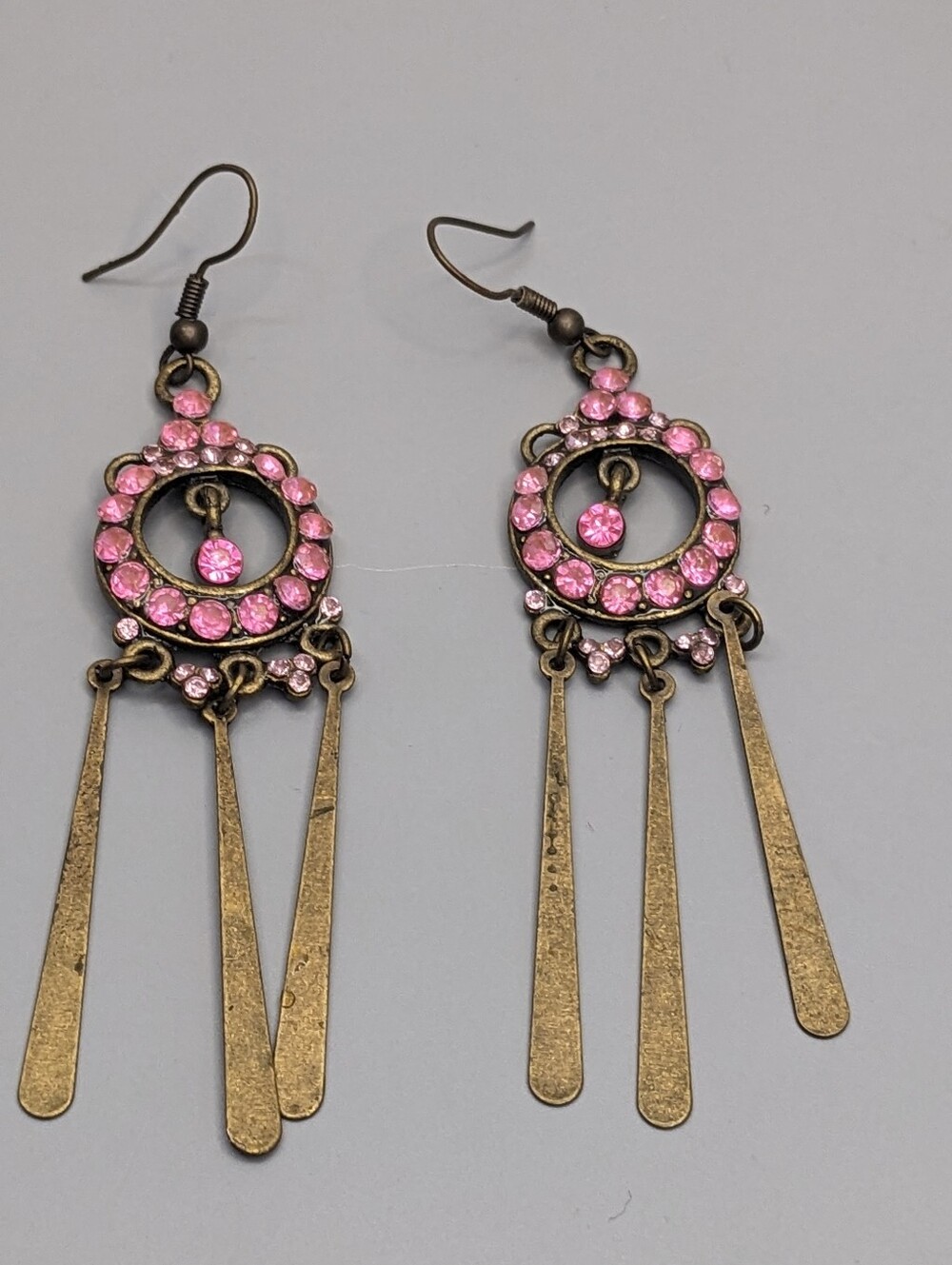 Vintage Boho Dangle Earrings Pink Stone Bronze Tone Circle Drop 1970s Style